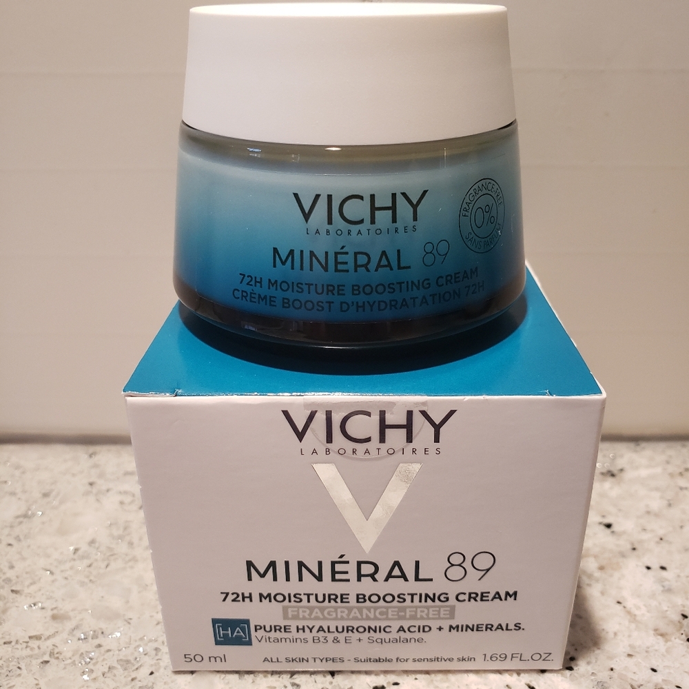 Vichy Mineral 89 Moisurizer.